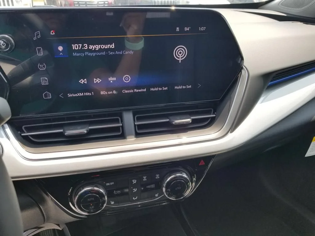 2026 Chevrolet Trax LT - Photo 27