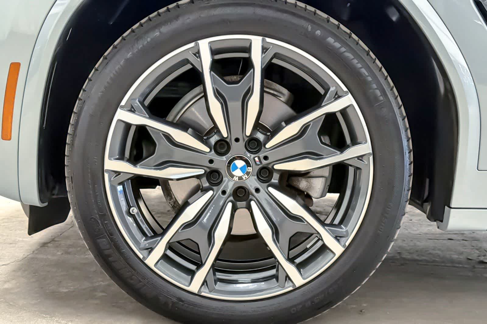 Used 2023 Brooklyn Grey Metallic BMW xDrive30i image 27