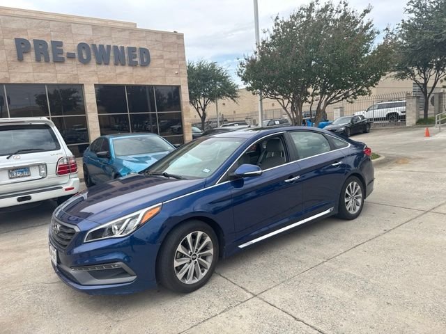 Used 2017 Blue Hyundai Sport image 1