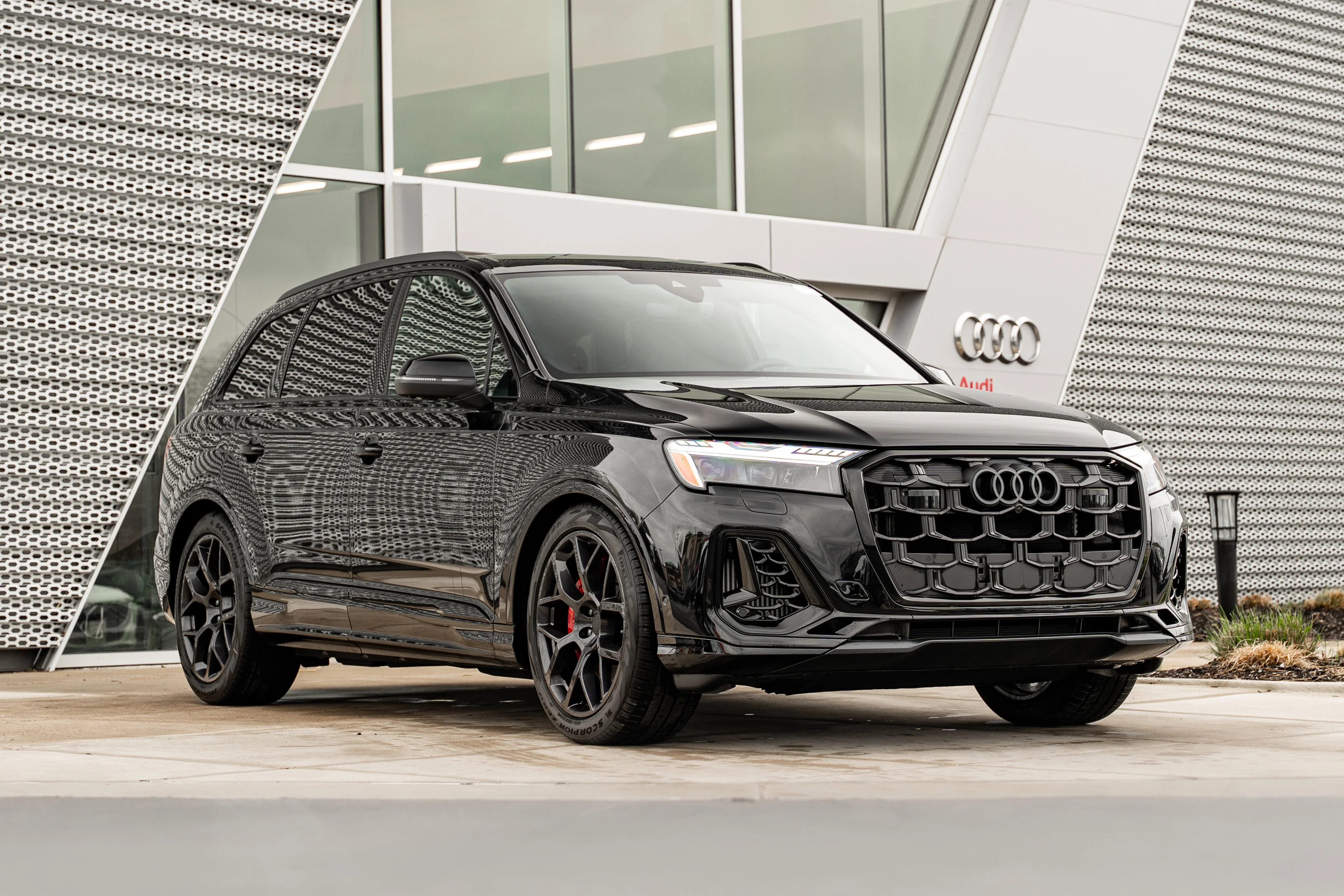 2026 Audi SQ7 Prestige quattro Tiptronic's photo