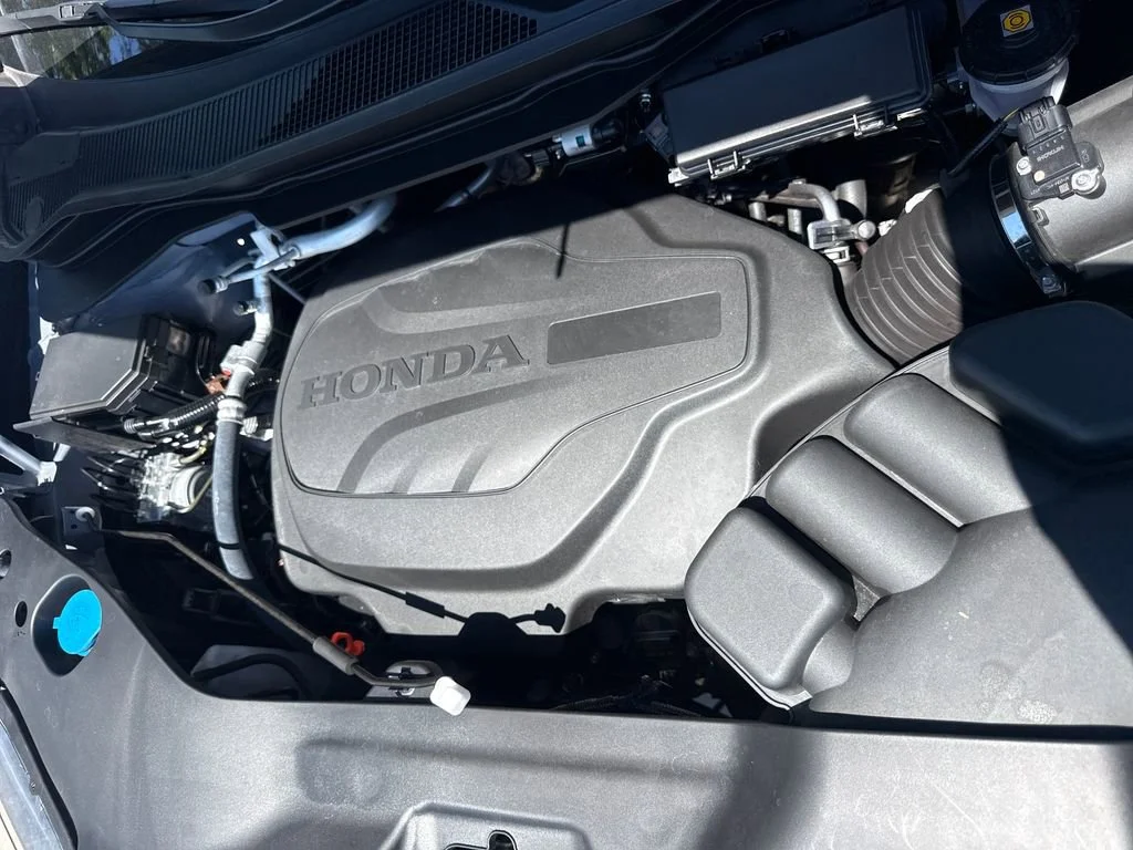Certified Used 2025 Sonic Gray Pearl Honda AWD SPORT image 70