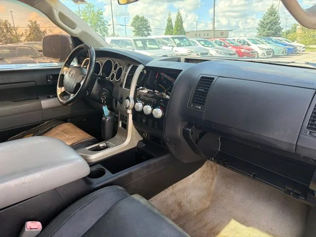 Used 2008 Black Toyota Base image 26