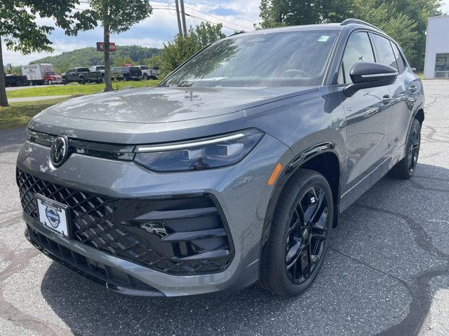 New 2026 Platinum Gray Metallic Volkswagen SE R-Line AWD image 1