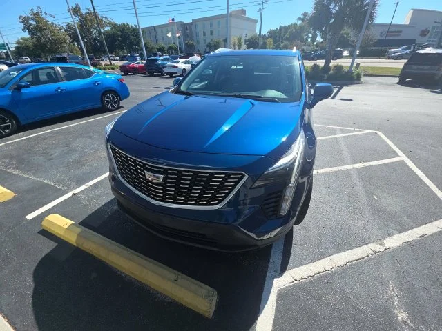 Used 2019 Blue Cadillac Luxury image 2