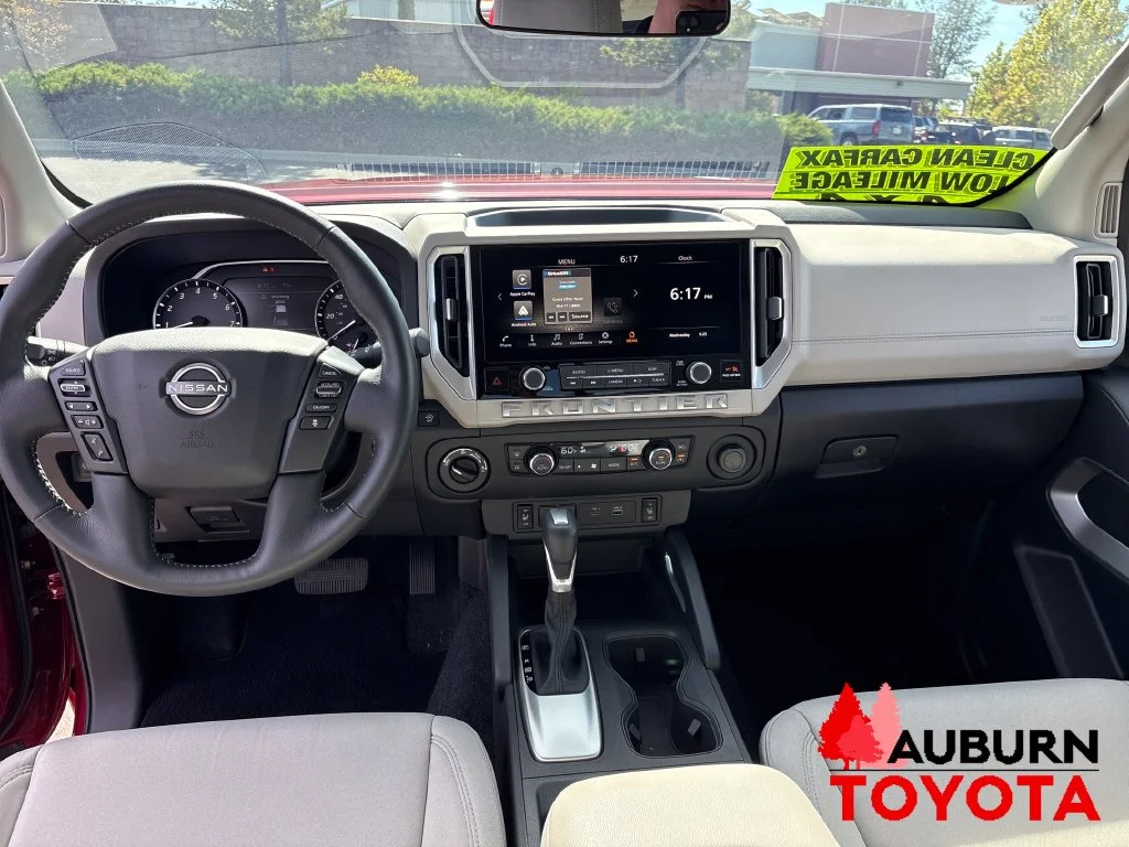 Used 2025 Cardinal Red Metallic Tricoat Nissan SV image 12