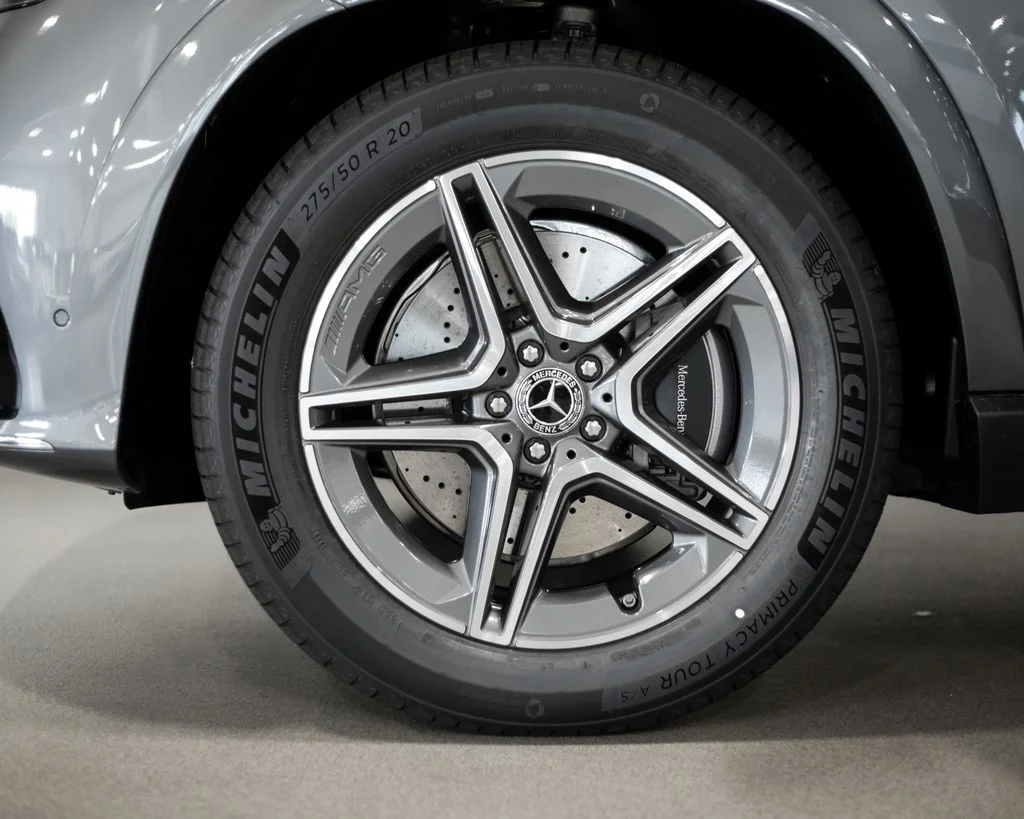New 2026 Gray Mercedes-Benz GLE 450 image 4