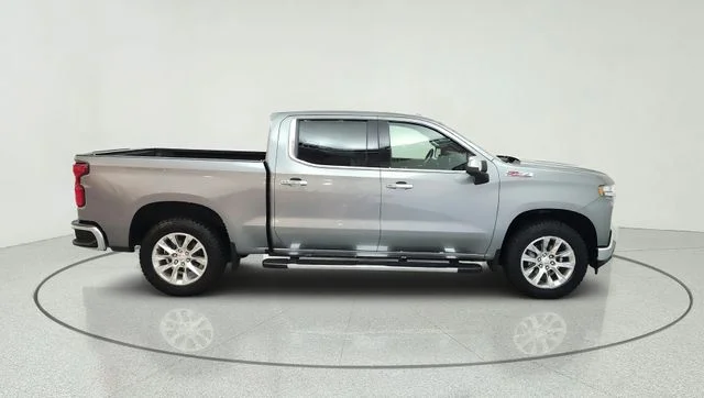 Used 2021 Gray Chevrolet LTZ image 13