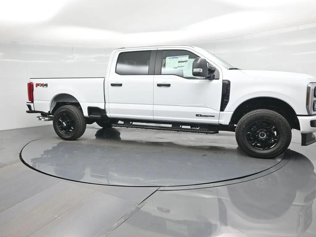 New 2026 White Ford XL image 23