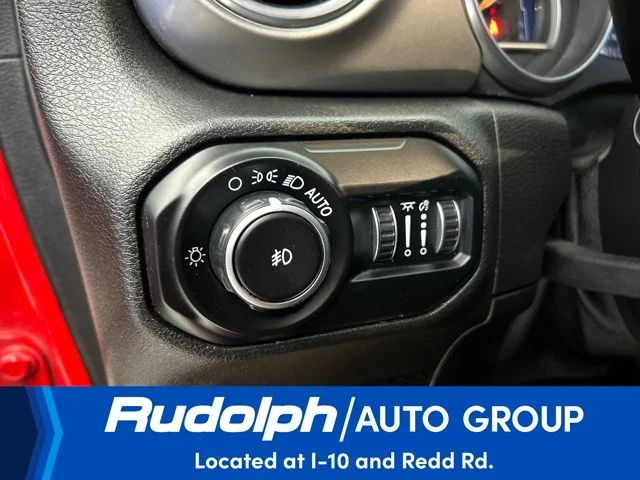 Used 2019 Red Jeep Unlimited Sahara image 16