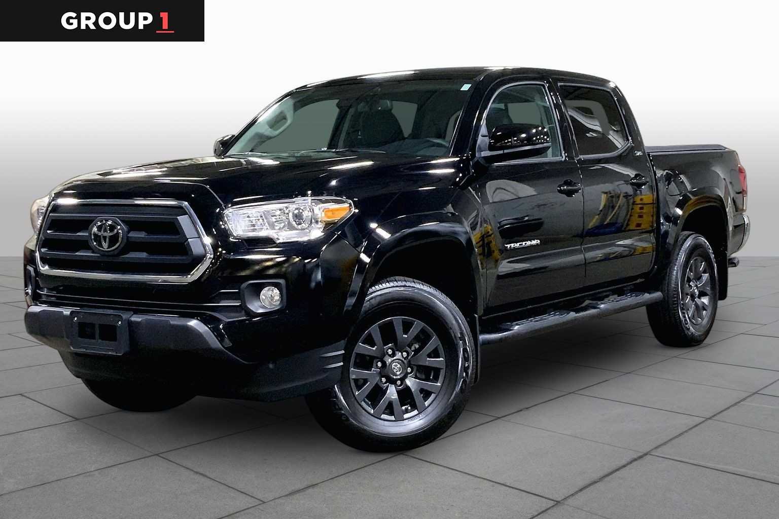 2023 Toyota Tacoma SR5 Double Cab 4WD V6 Auto Short Bed's photo