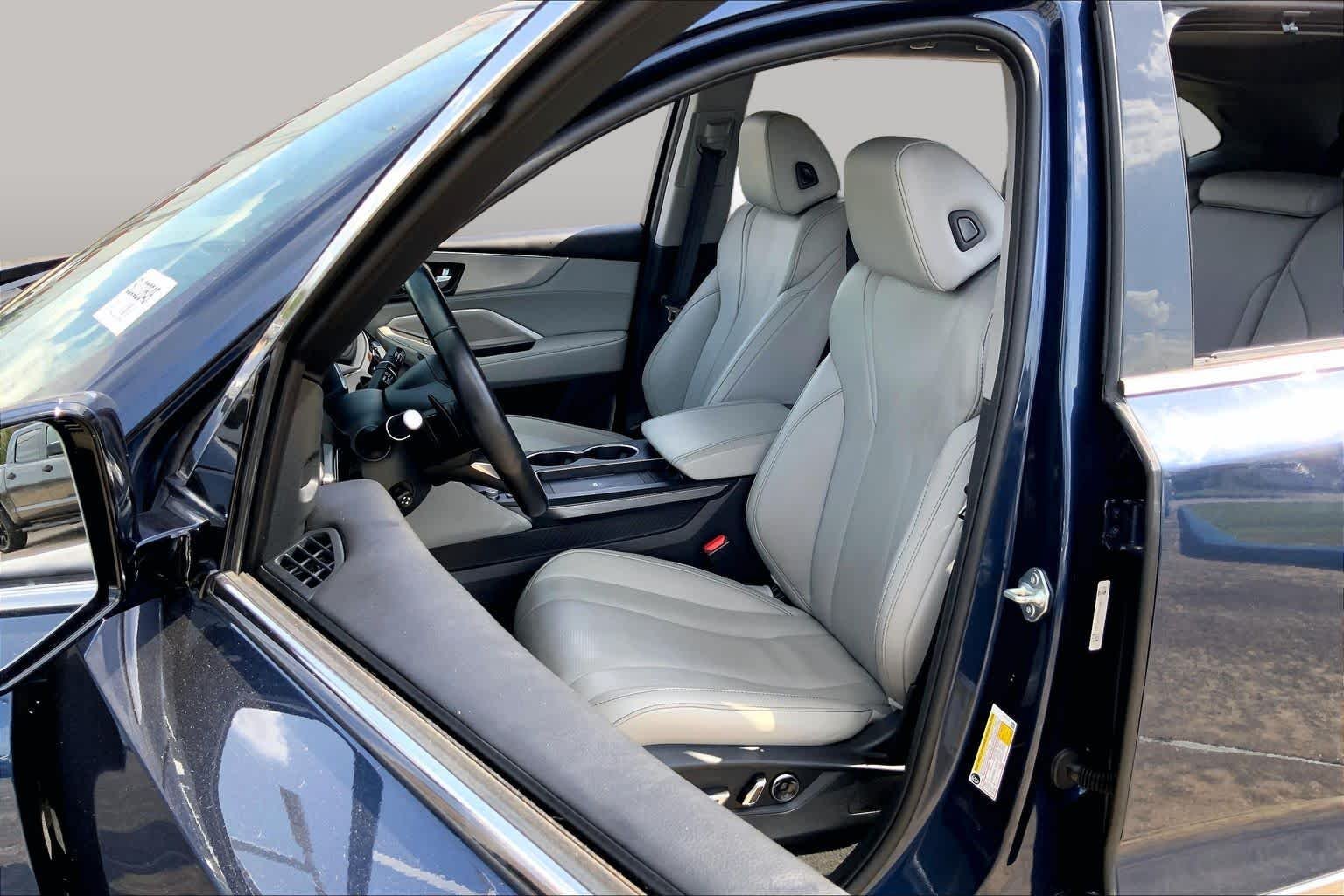 Certified Used 2025 Canyon River Blue Metallic Acura w/Technology Package image 8