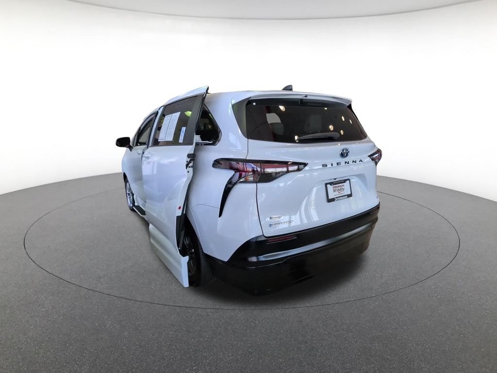 Used 2025 White Toyota LE image 13
