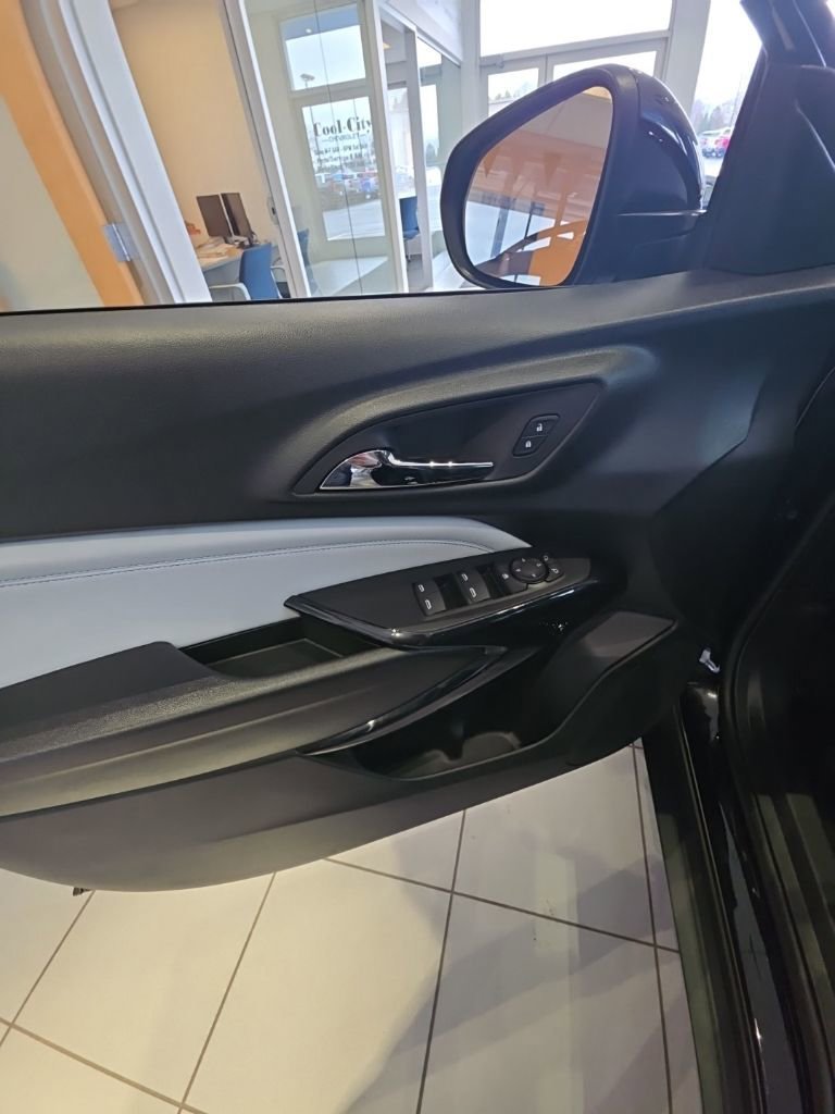 2026 Chevrolet Trax LT - Photo 8