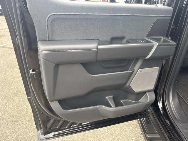Used 2025 Black Ford Lariat image 19