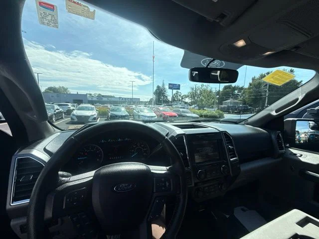Used 2015 Silver Ford XLT image 25