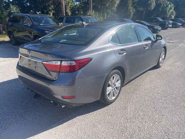 Used 2014 Gray Lexus 350 image 2
