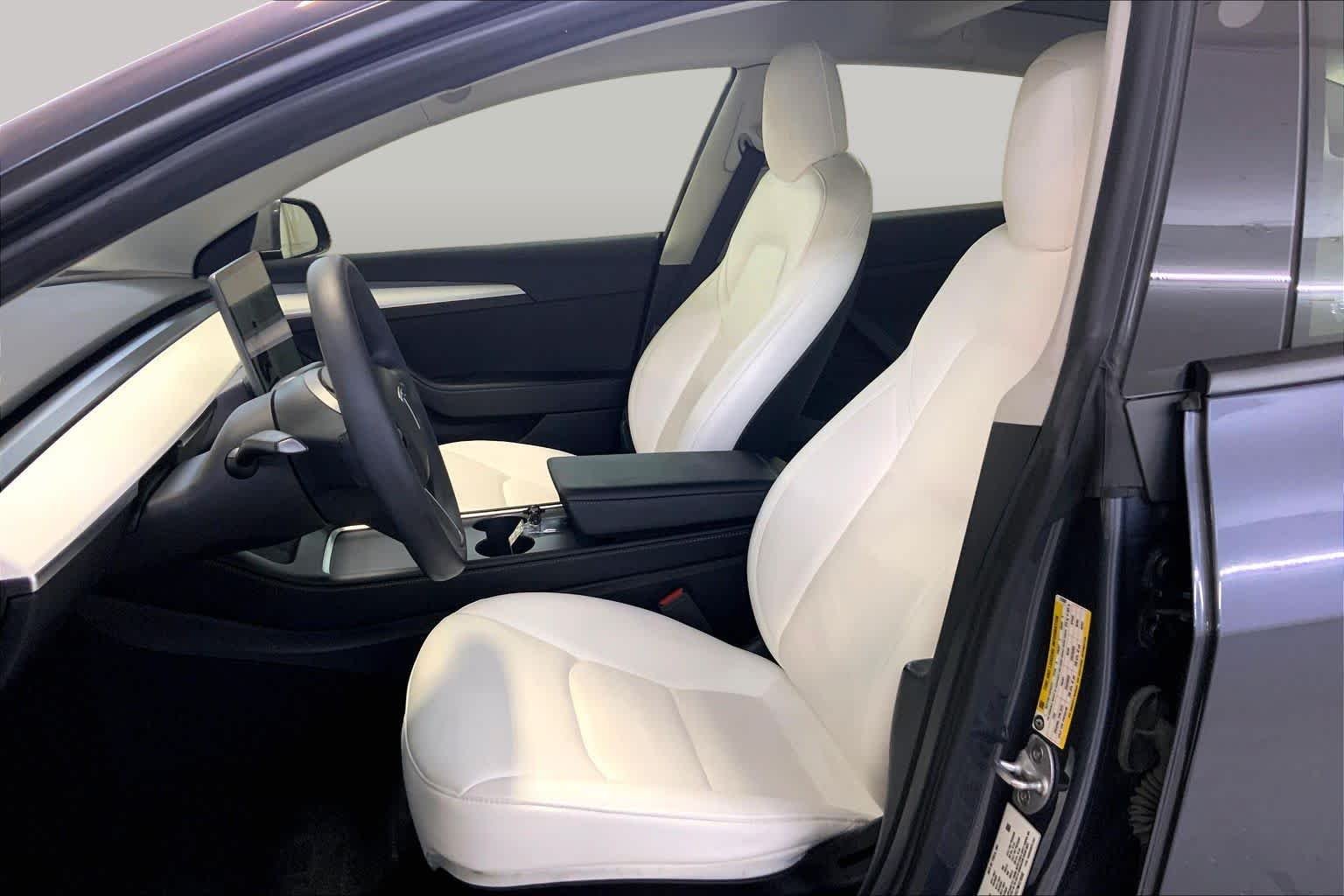 Used 2022 Midnight Silver Metallic Tesla Performance image 7
