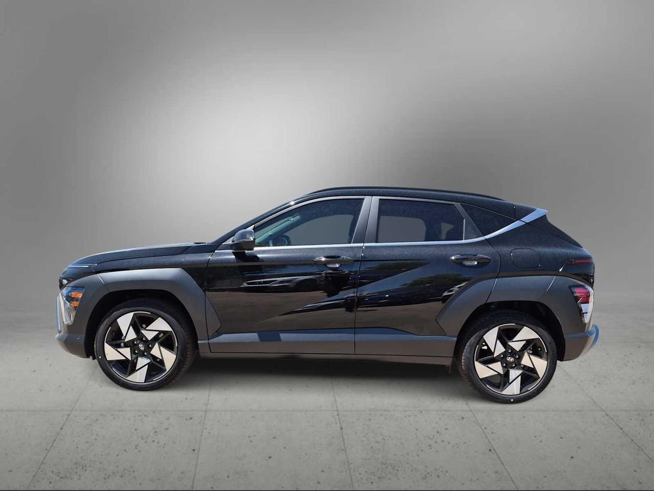New 2026 Abyss Black Pearl Hyundai Limited FWD image 5