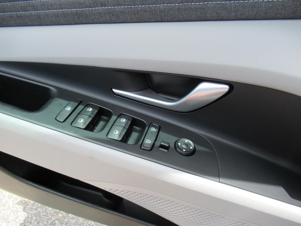 Used 2025 Gray Hyundai Limited image 21