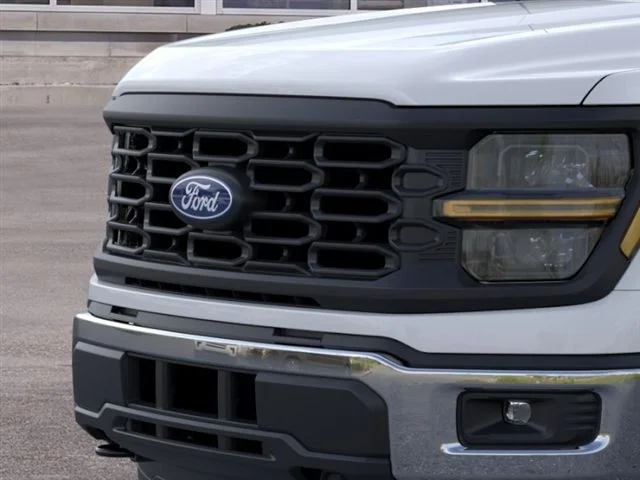 New 2026 Oxford White Ford XL image 39
