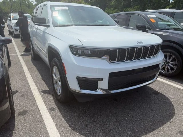 2023 Jeep Grand Cherokee L Limited 4x4's photo