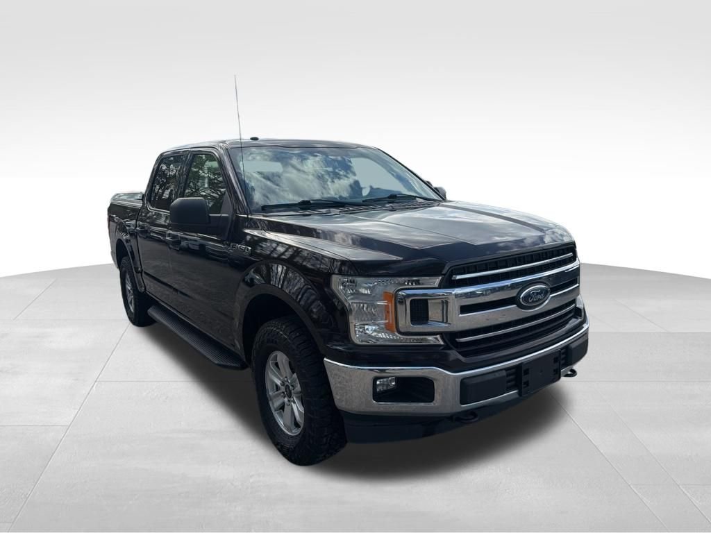 Used 2018 Red Ford XLT image 8