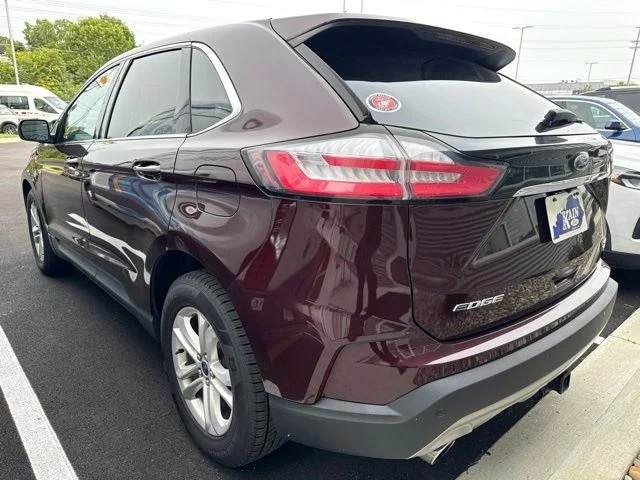 Used 2019 Burgundy Velvet Metallic Tinted Clearcoat Ford SEL image 3