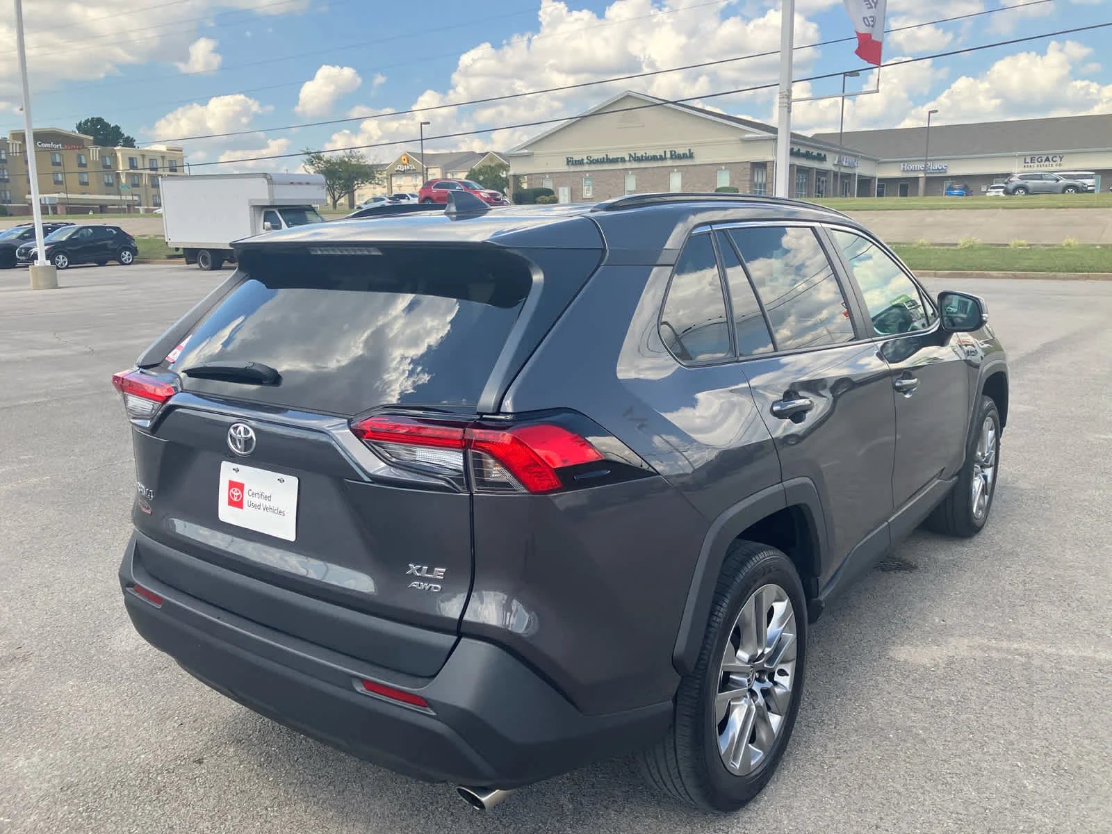 Certified Used 2024 Magnetic Gray Metallic Toyota XLE Premium image 9