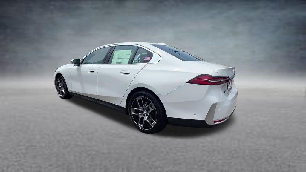 New 2027 Alpine White BMW 530i image 10