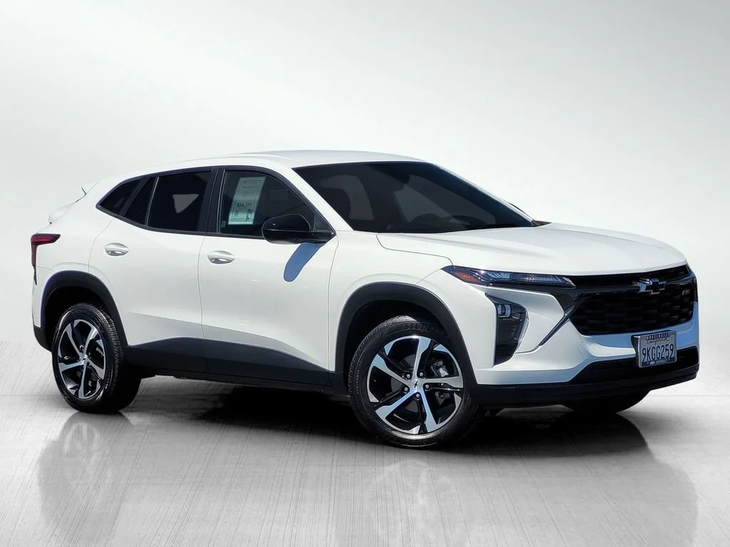 2024 Chevrolet Trax 1RS's photo