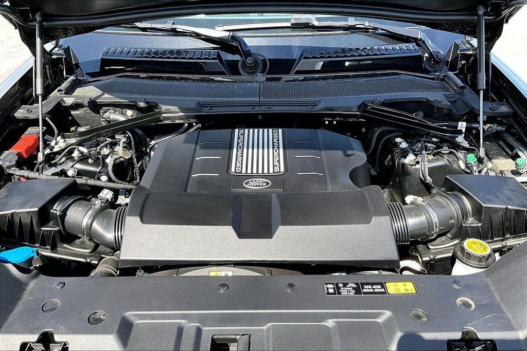 2025 Land Rover Defender V8 - Photo 13