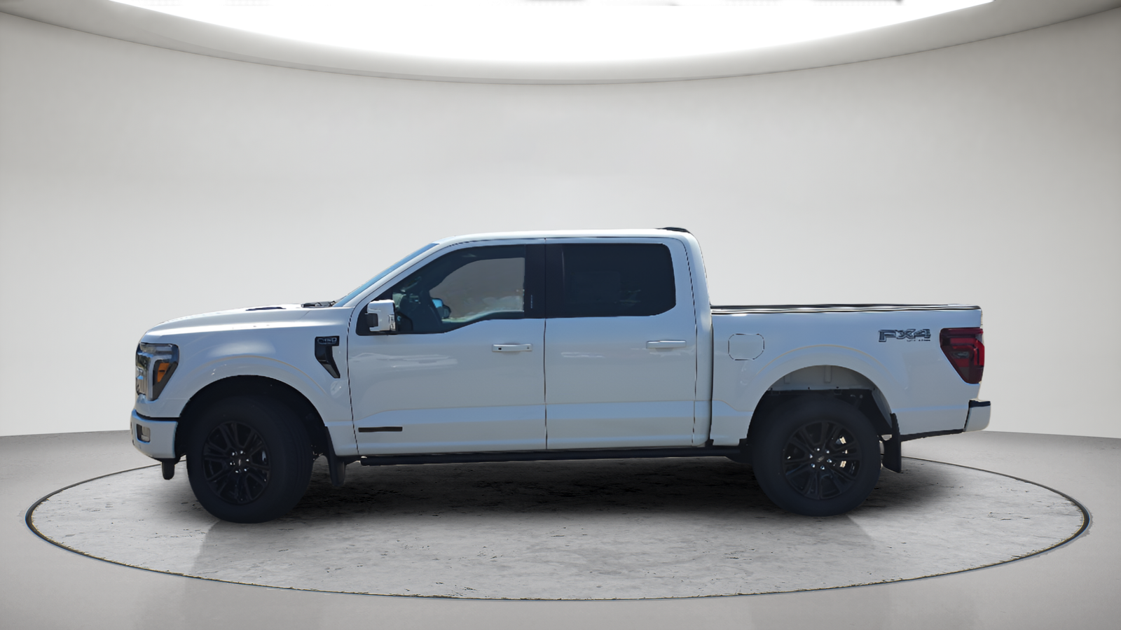 New 2026 Star White Metallic Tri-Coat Ford Platinum® image 14