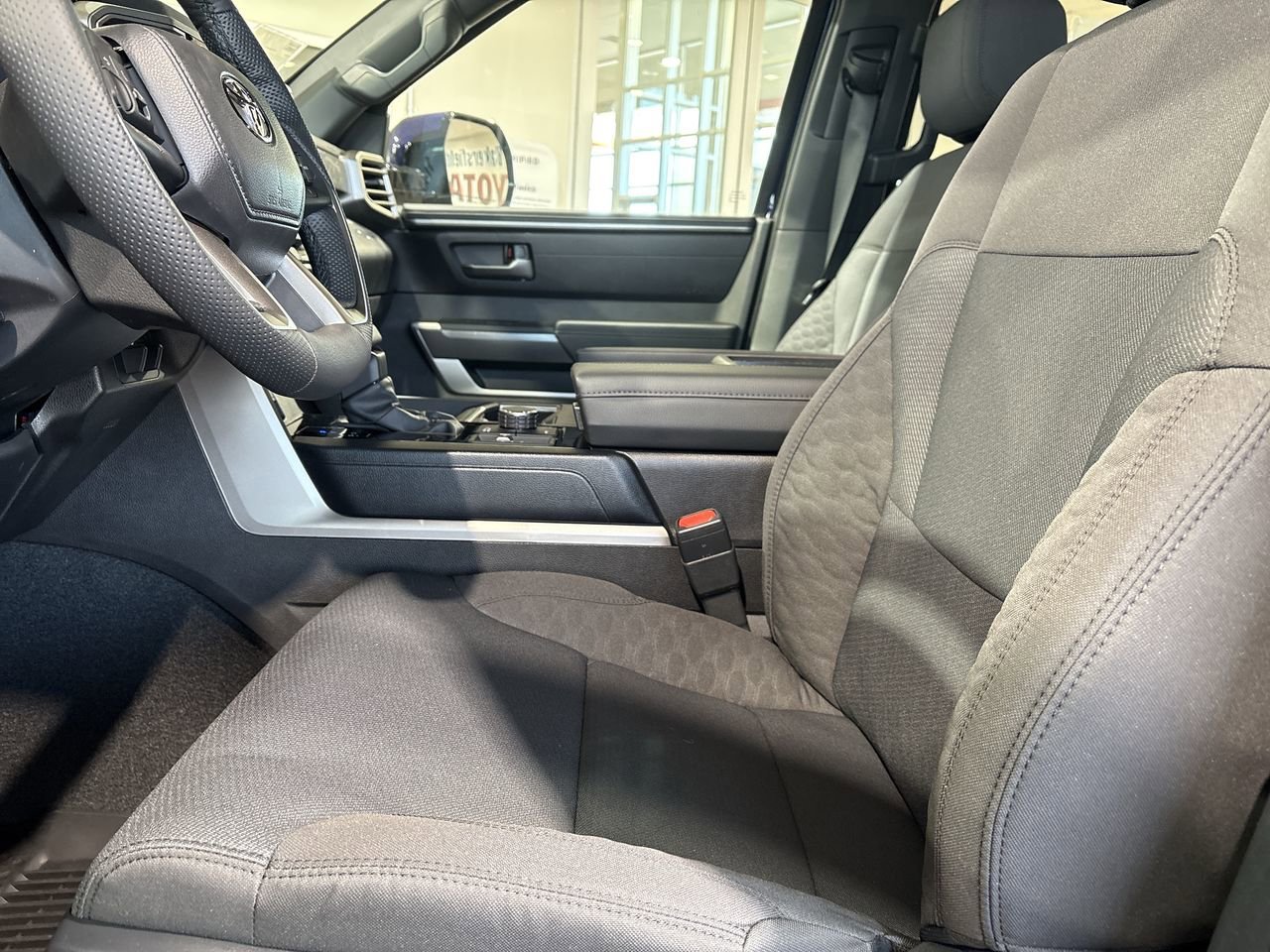 2026 Toyota Tundra SR5 - Photo 11