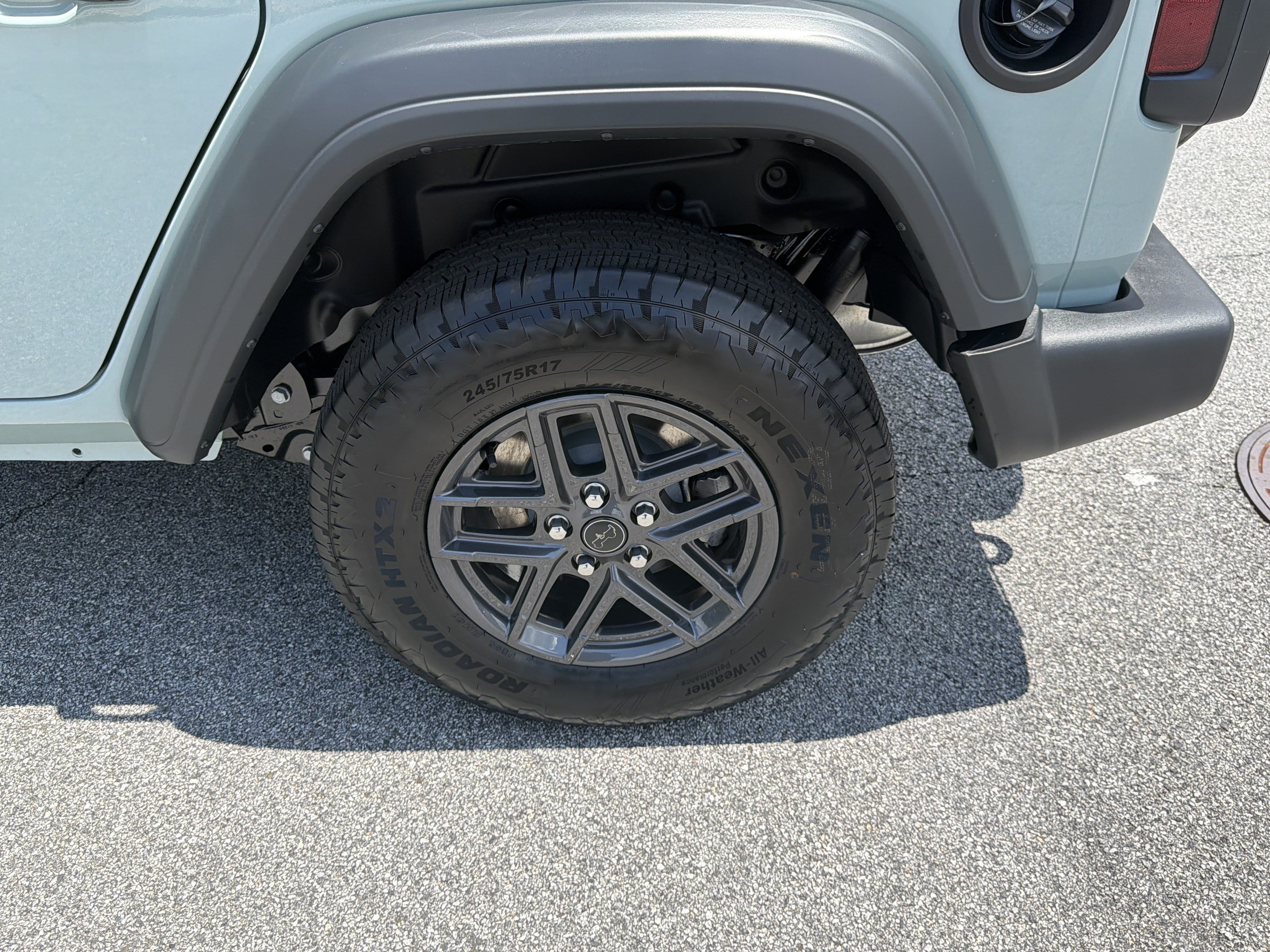 New 2026 Earl Clearcoat Jeep Sport image 23