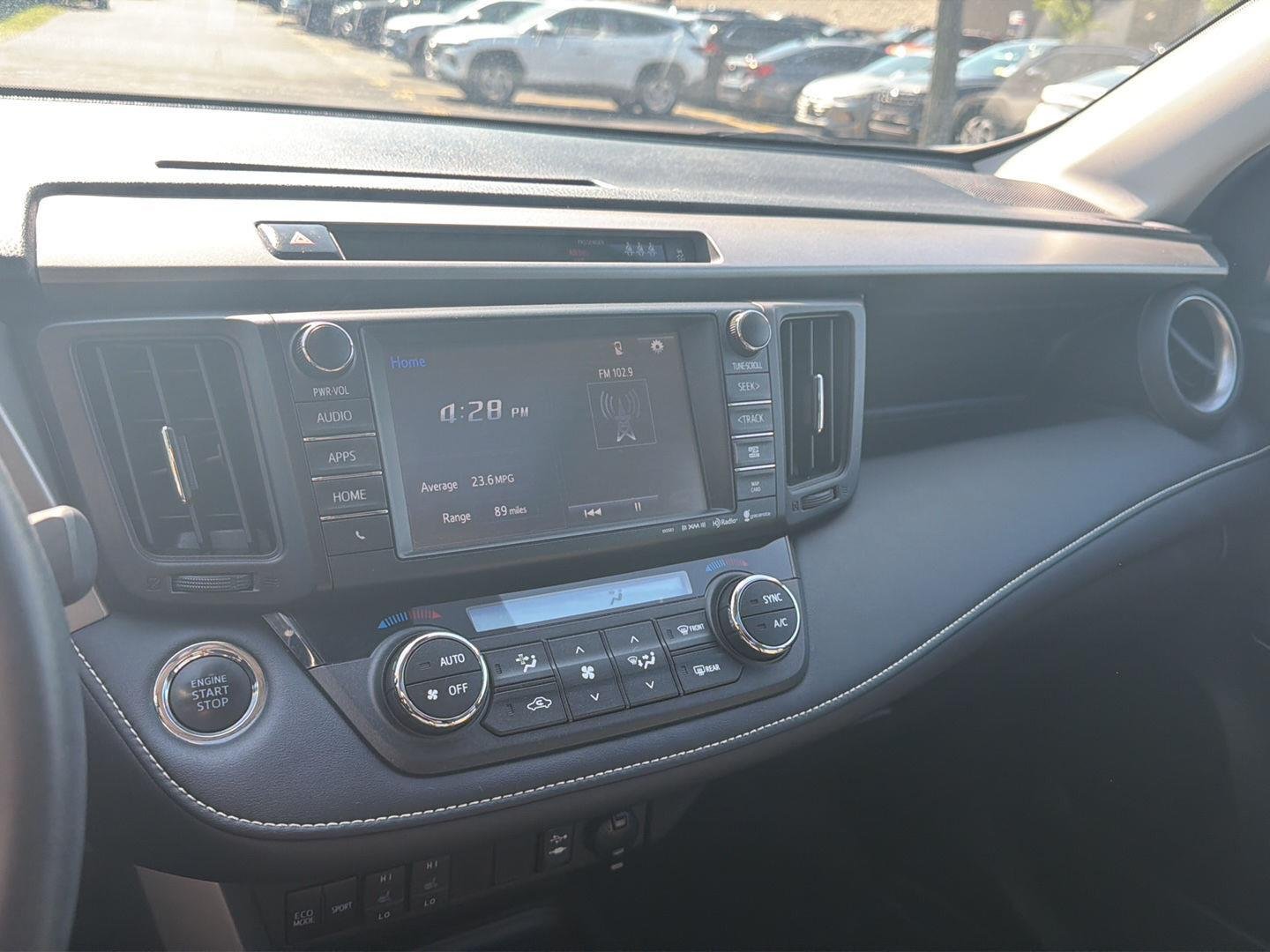 Used 2018 Galactic Aqua Mica Toyota Limited image 15