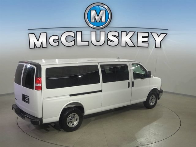 2025 Chevrolet Express Passenger LT - Photo 4