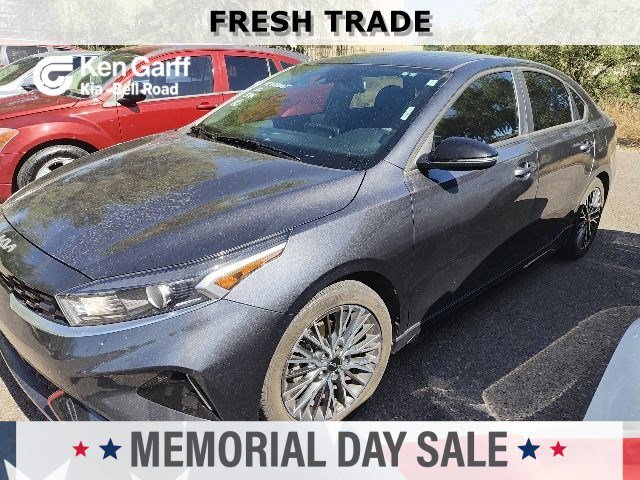 2023 Kia Forte GT-Line AT's photo
