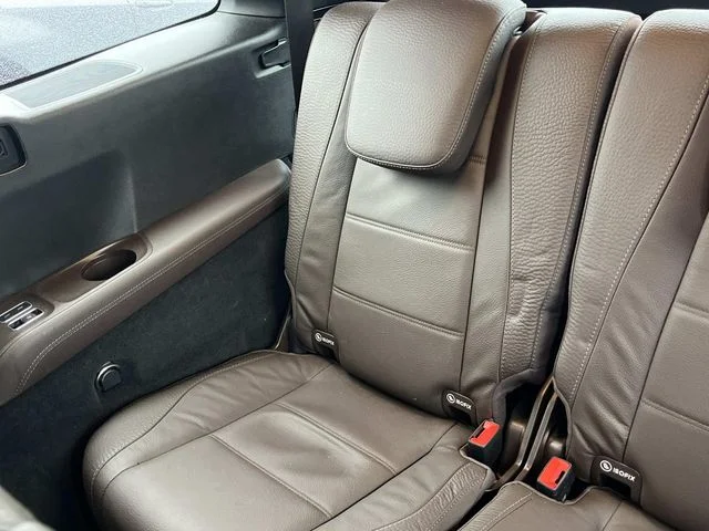 Used 2022  Mercedes-Benz GLS 450 image 21