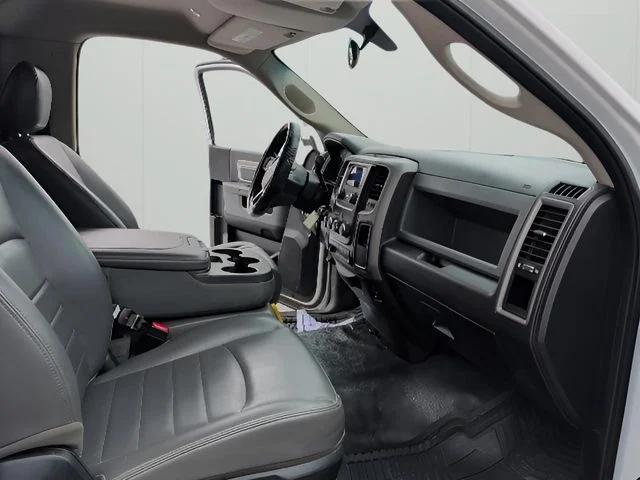 2018 RAM Ram 3500 Chassis Cab Tradesman - Photo 23