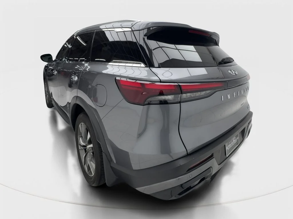 Used 2025 Gray INFINITI LUXE image 10