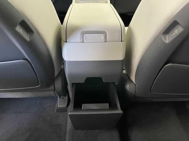 New 2026 Serenity White Hyundai SEL AWD image 34