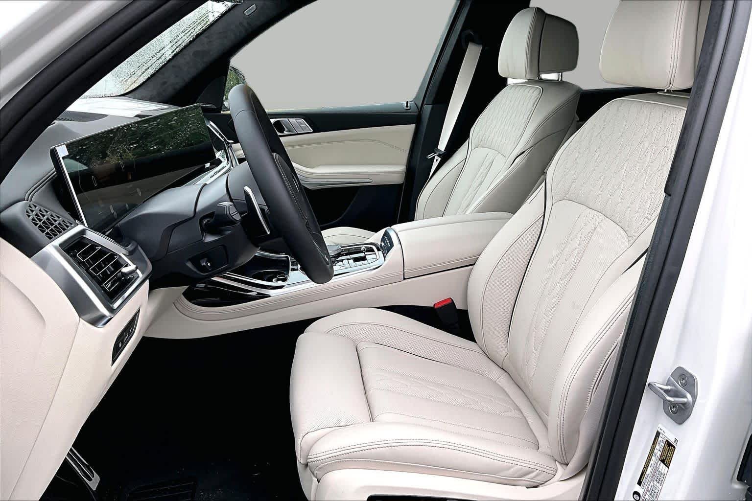 New 2027 Mineral White Metallic BMW xDrive40i image 7