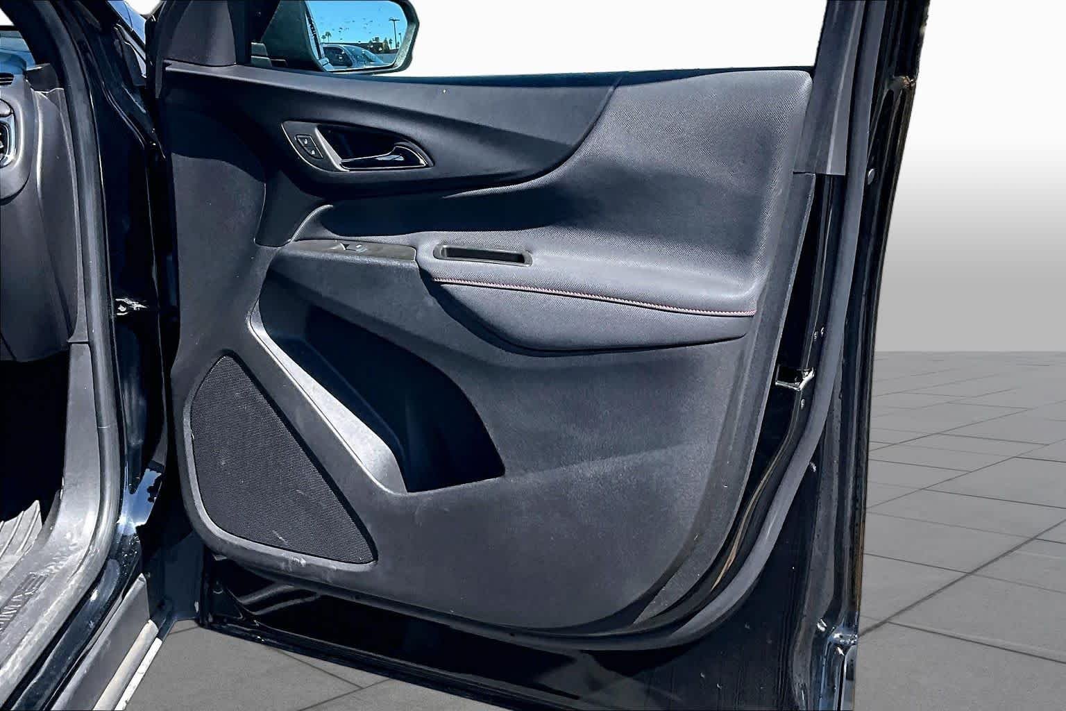Used 2023 Mosaic Black Metallic Chevrolet RS image 22