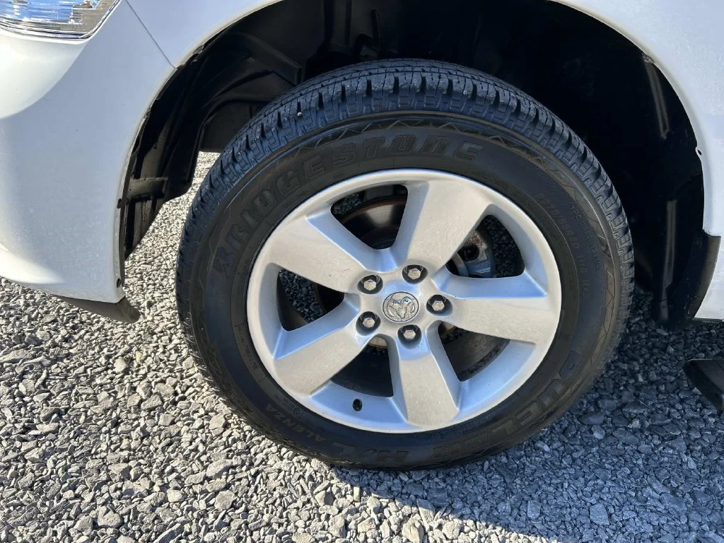 Used 2015 White Ram Express image 37