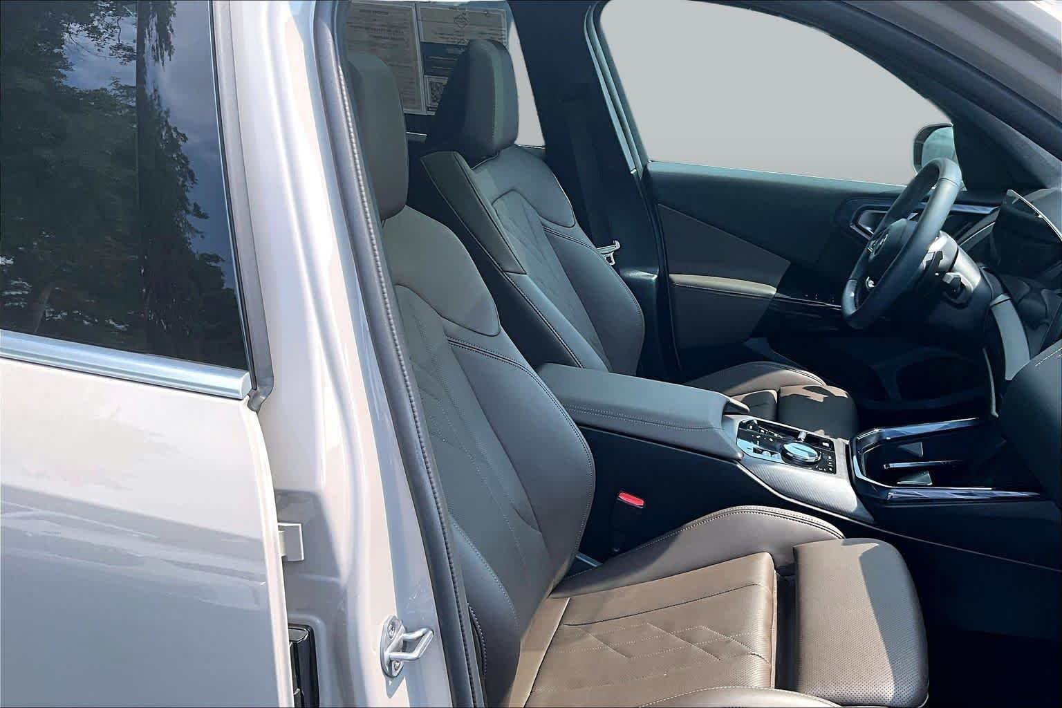 Used 2026 BROWN BMW 30 xDrive image 9
