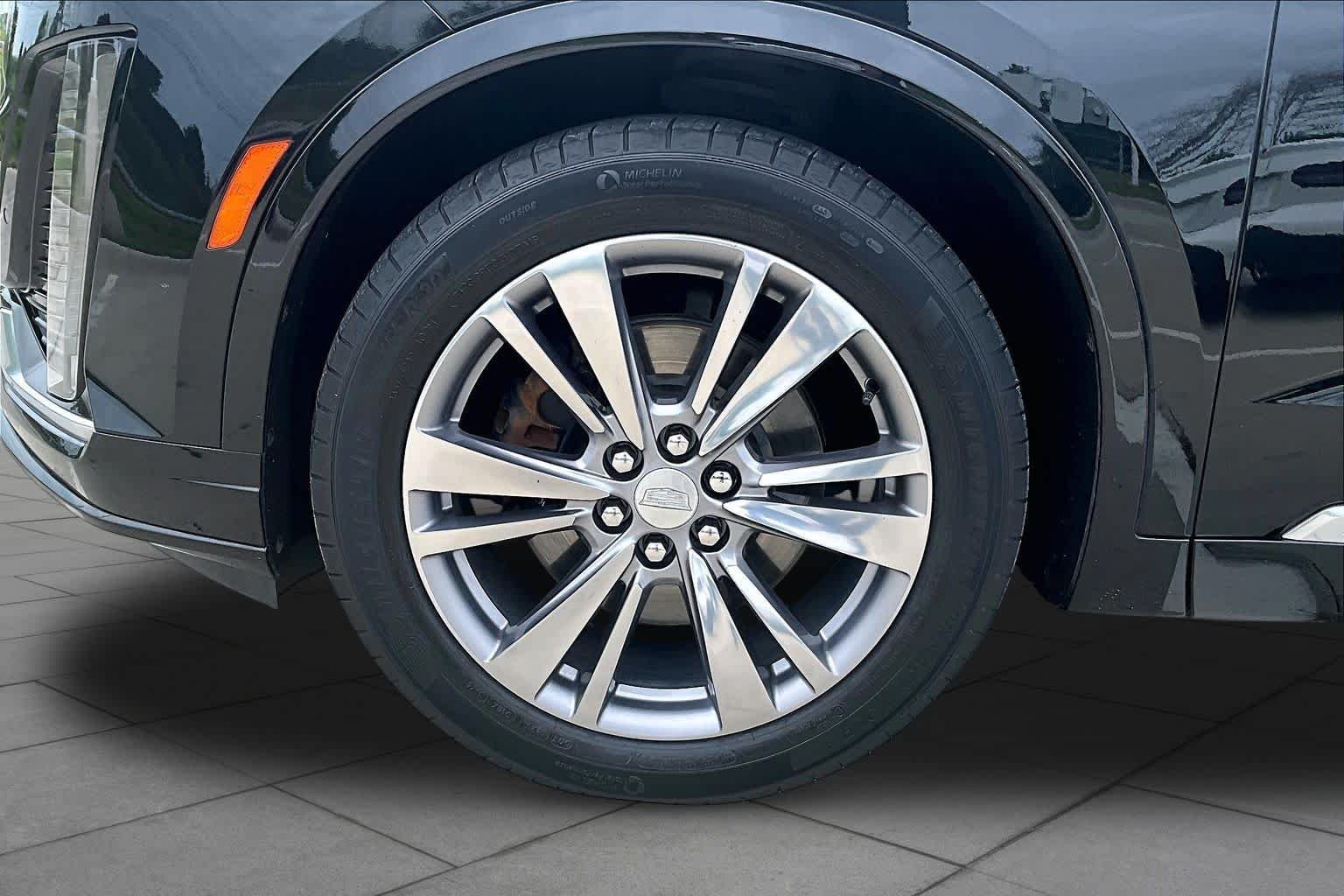 Used 2024 Stellar Black Metallic Cadillac FWD Premium Luxury image 10