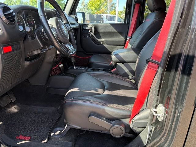 Used 2018 Black Clearcoat Jeep Rubicon Recon image 15