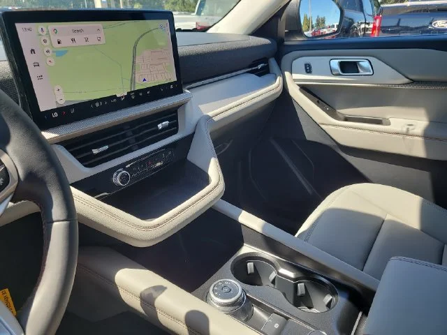 New 2026 Vapor Blue Ford Active image 23