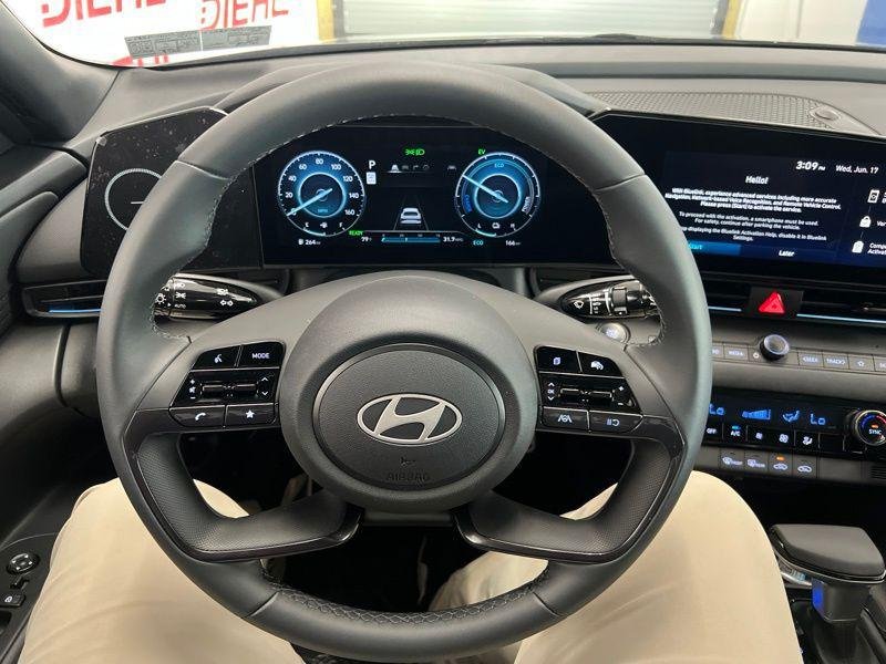 New 2026 Black Hyundai SEL Sport image 23
