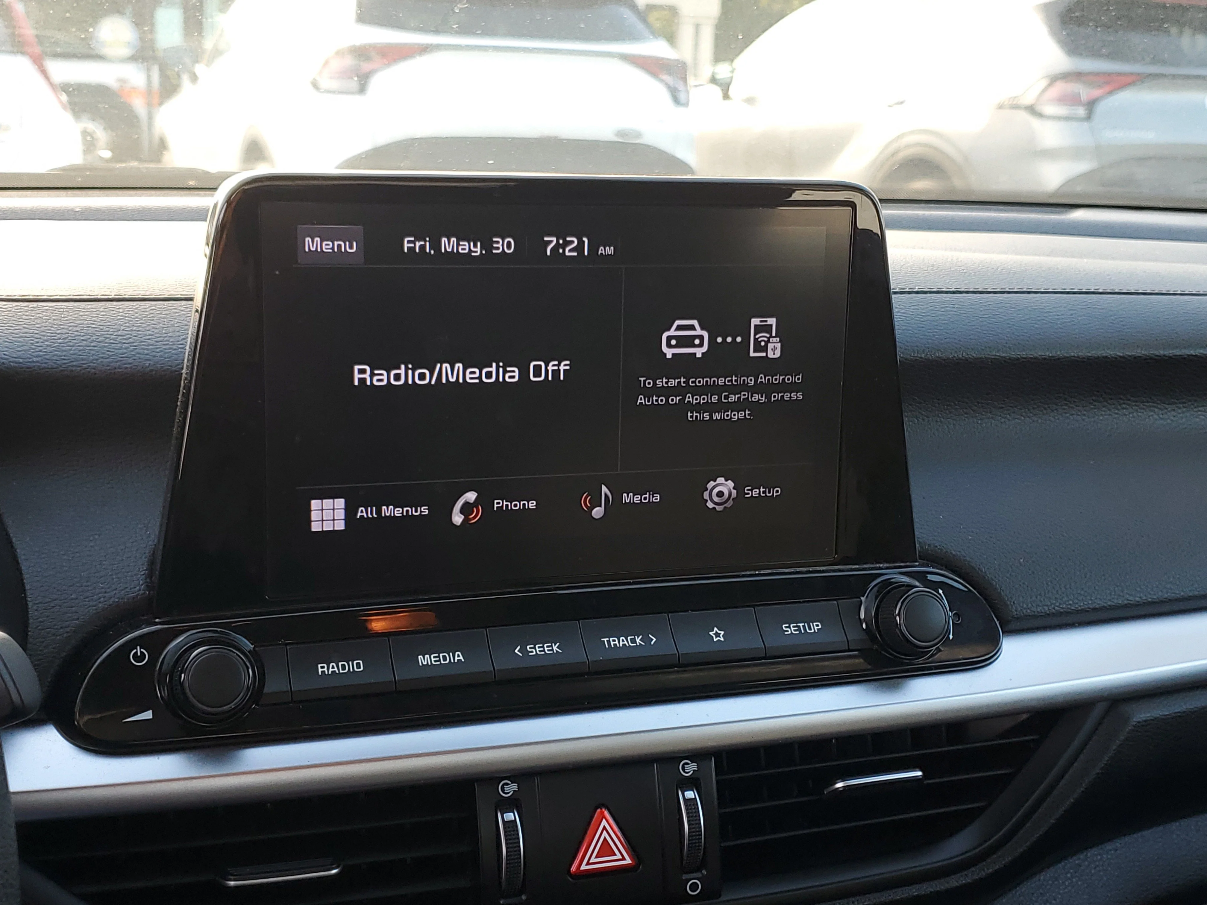 New 2022 Aurora Black Kia LXS image 22